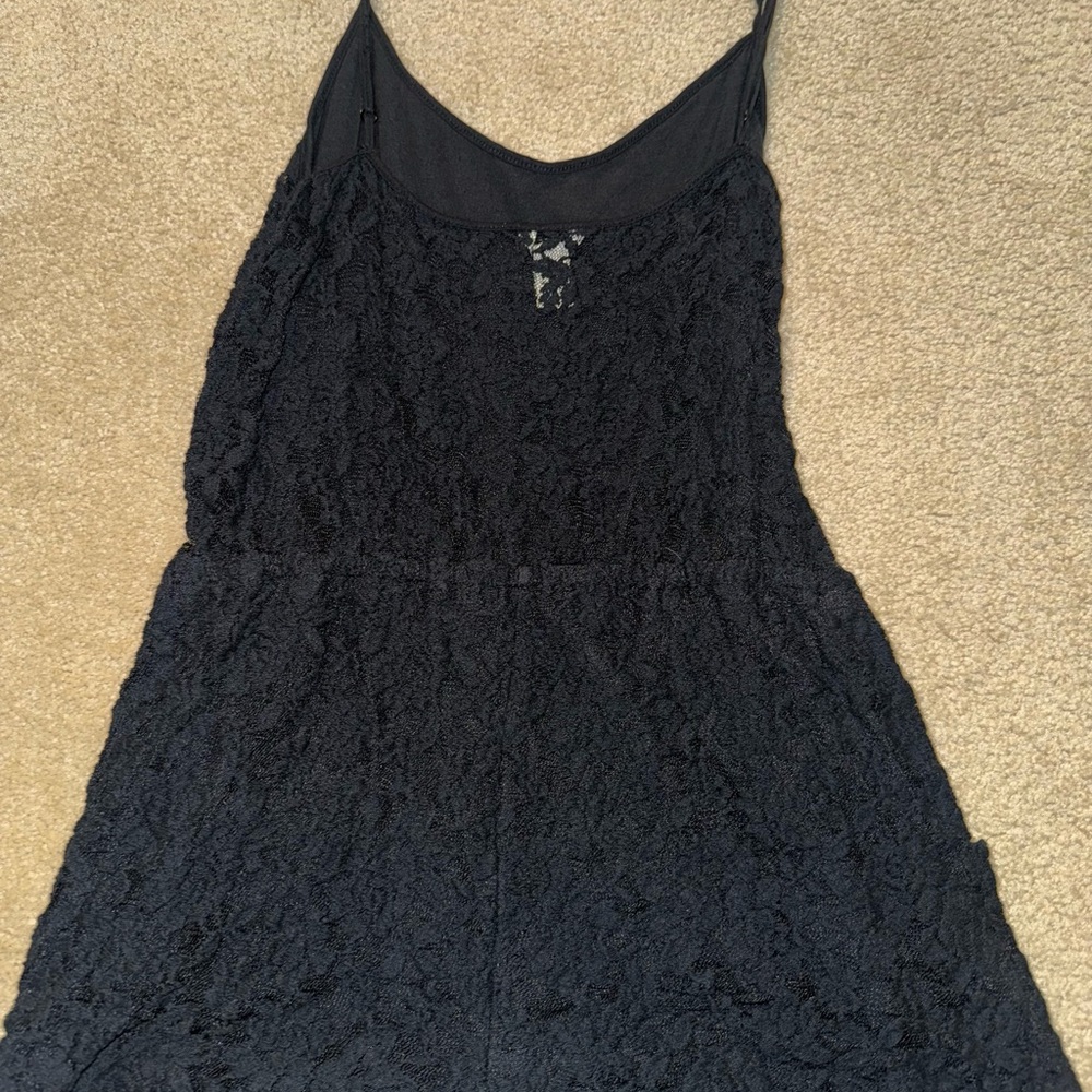Forever 21 Black Lace romper - Picture 4 of 4